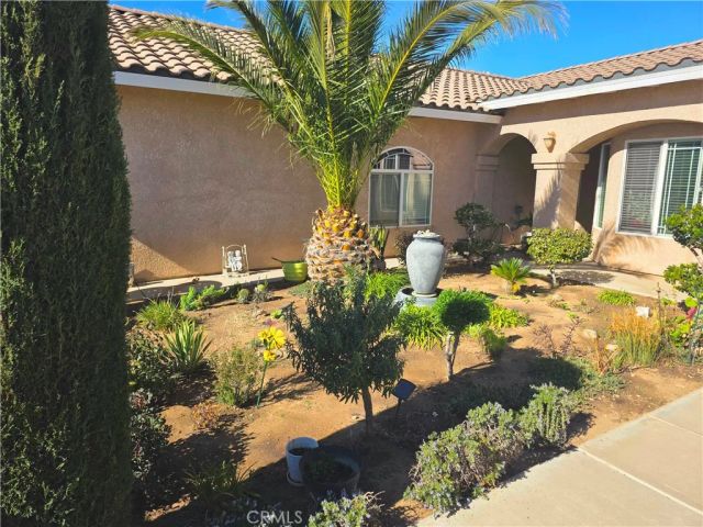 12720 Farmington Street, Oak Hills, CA 92344