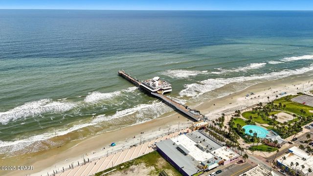 145 N Halifax Ave Apt 704, Daytona Beach, FL 32118