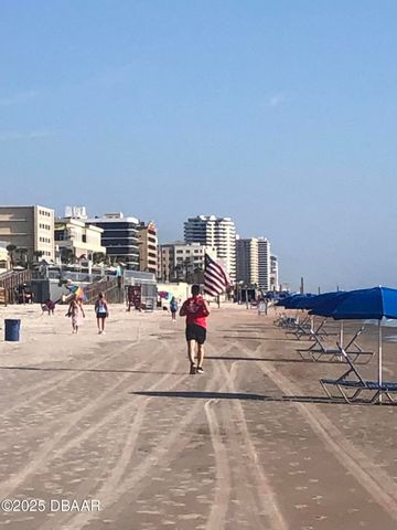 145 N Halifax Ave Apt 704, Daytona Beach, FL 32118