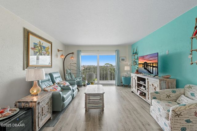 145 N Halifax Ave Apt 704, Daytona Beach, FL 32118