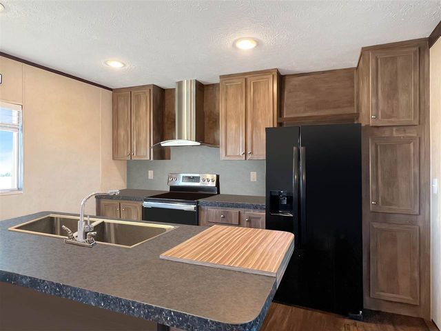 125 Jesse Ln, Walters, OK 73572