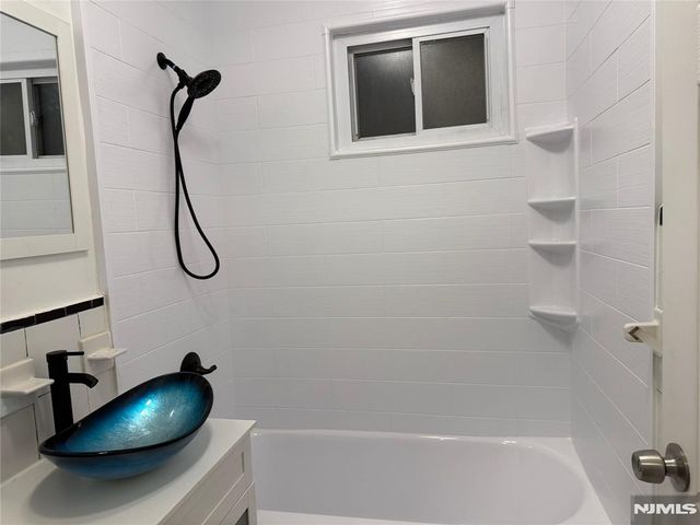 108-110 Grand Avenue 2L, Newark, NJ 07106