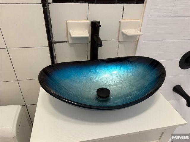 108-110 Grand Avenue 2L, Newark, NJ 07106