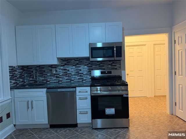 108-110 Grand Avenue 2L, Newark, NJ 07106