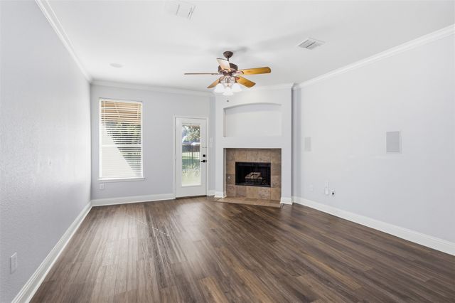 315 Londonderry Lane, Mansfield, TX 76063