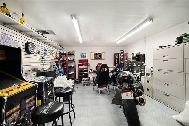 6761 Golden Gate PKWY, Naples, FL 34105