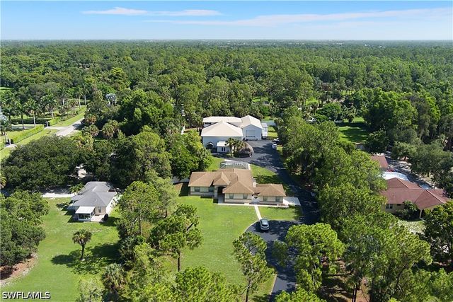 6761 Golden Gate PKWY, Naples, FL 34105