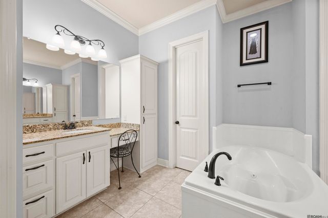 18191 Villa Trace Ave, Greenwell Springs, LA 70739