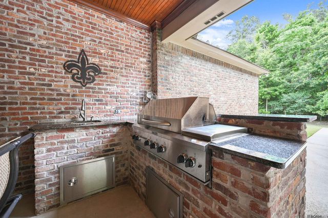 18191 Villa Trace Ave, Greenwell Springs, LA 70739