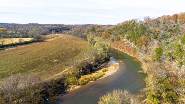 0 Stringfellow road, White Bluff, TN 37187