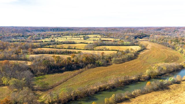 0 Stringfellow road, White Bluff, TN 37187