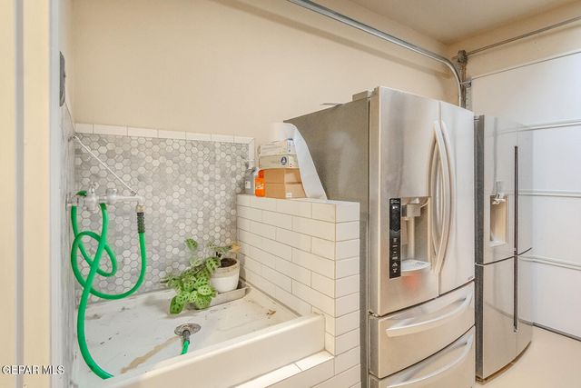 6 CIELO DEL ESTE, Anthony, NM 88021