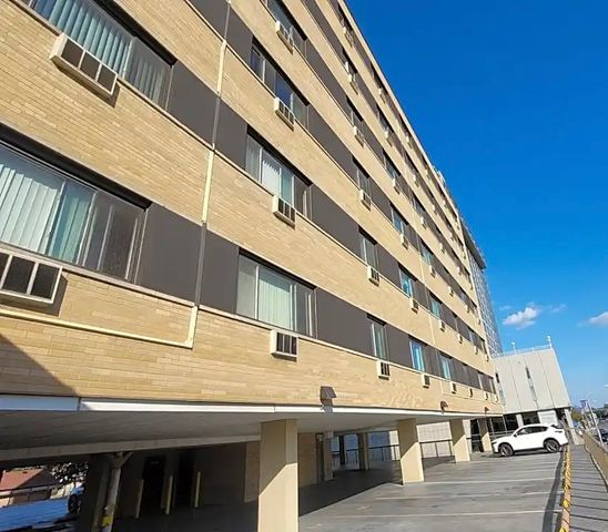 7300 W North Avenue 5G, Elmwood Park, IL 60707