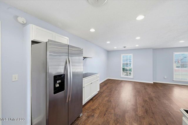 1214 Pineview Drive, Clinton, MS 39056