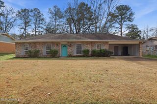 1214 Pineview Drive, Clinton, MS 39056
