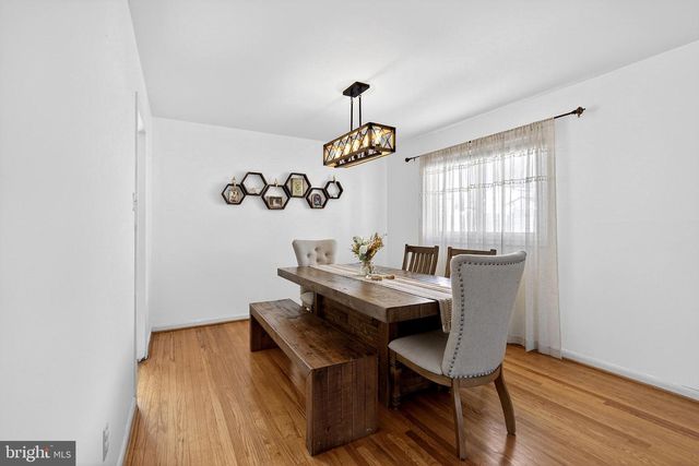 12 COLGATE DR, Cherry Hill, NJ 08034