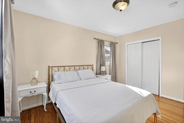 12 COLGATE DR, Cherry Hill, NJ 08034