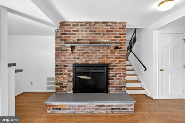 12 COLGATE DR, Cherry Hill, NJ 08034