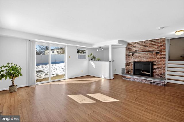 12 COLGATE DR, Cherry Hill, NJ 08034