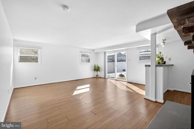 12 COLGATE DR, Cherry Hill, NJ 08034