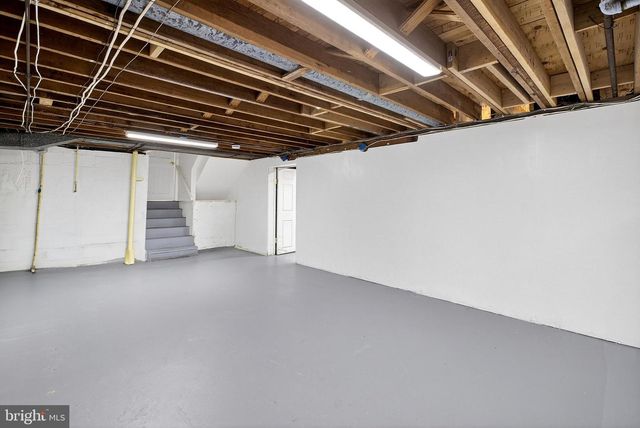 12 COLGATE DR, Cherry Hill, NJ 08034