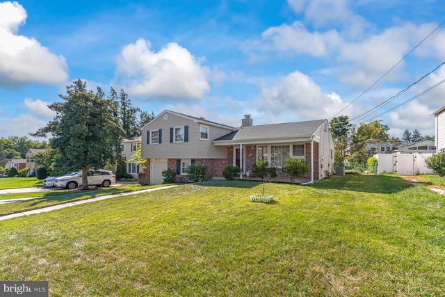 12 COLGATE DR, Cherry Hill, NJ 08034