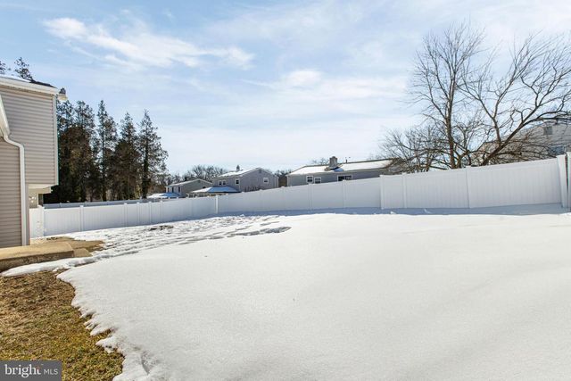 12 COLGATE DR, Cherry Hill, NJ 08034