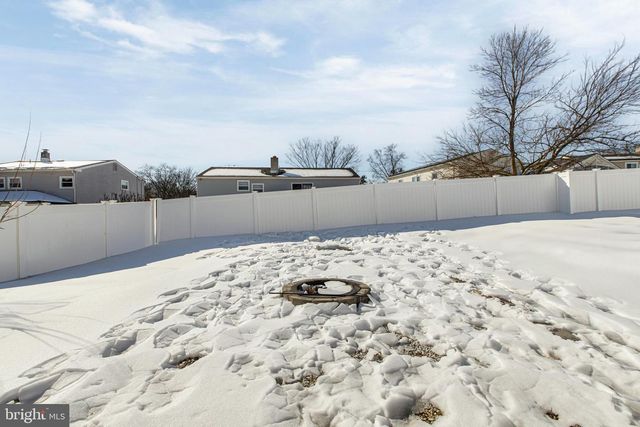 12 COLGATE DR, Cherry Hill, NJ 08034