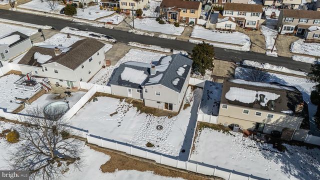 12 COLGATE DR, Cherry Hill, NJ 08034