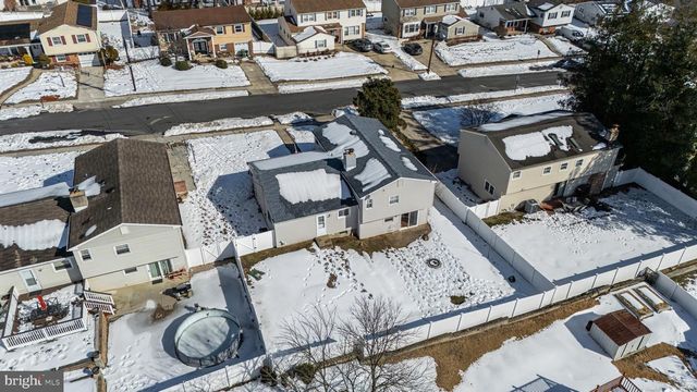 12 COLGATE DR, Cherry Hill, NJ 08034