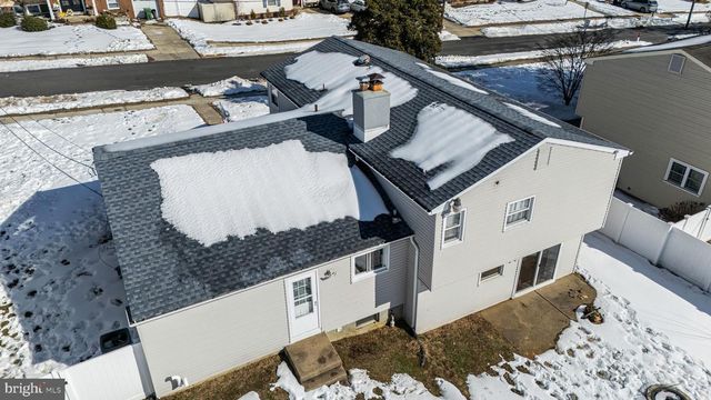 12 COLGATE DR, Cherry Hill, NJ 08034