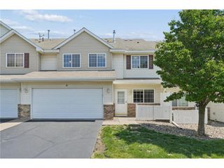 3560 Sterling Heights Drive #B, River Falls, WI 54022
