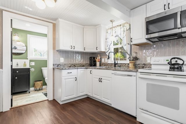 22 Varney St, Salem, MA 01970