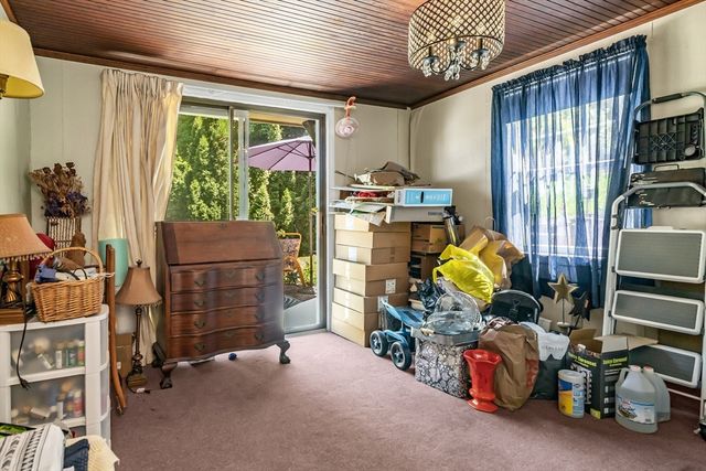 22 Varney St, Salem, MA 01970