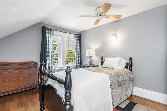 22 Varney St, Salem, MA 01970