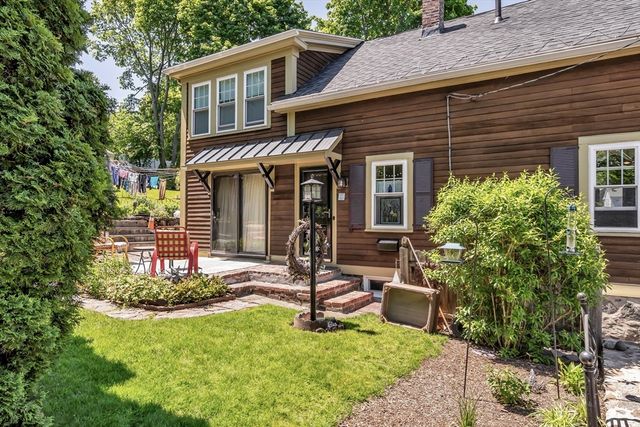 22 Varney St, Salem, MA 01970