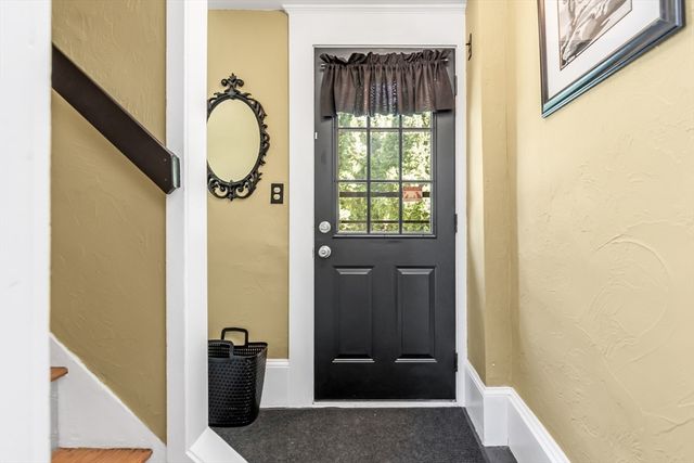 22 Varney St, Salem, MA 01970