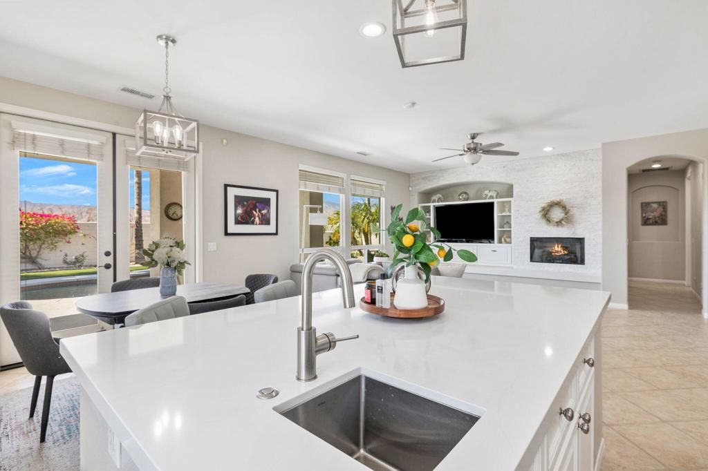 Image 8 of property listing at 218 Via Firenza, Rancho Mirage, CA 92270