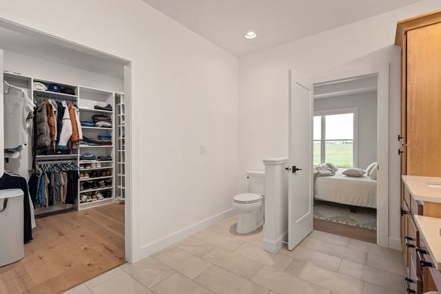 6524 Meghan Avenue, Bettendorf, IA 52722