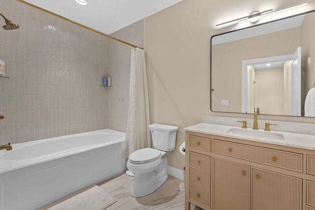 6524 Meghan Avenue, Bettendorf, IA 52722
