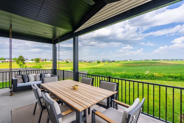 6524 Meghan Avenue, Bettendorf, IA 52722