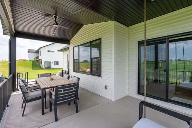 6524 Meghan Avenue, Bettendorf, IA 52722