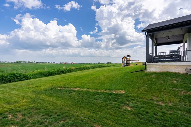 6524 Meghan Avenue, Bettendorf, IA 52722