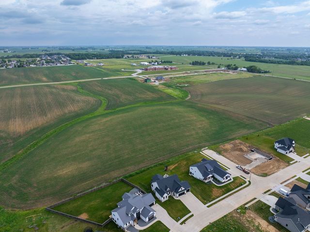6524 Meghan Avenue, Bettendorf, IA 52722