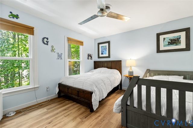 906 Ashbrook Landing Rd, Midlothian, VA 23114