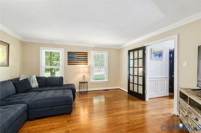 906 Ashbrook Landing Rd, Midlothian, VA 23114