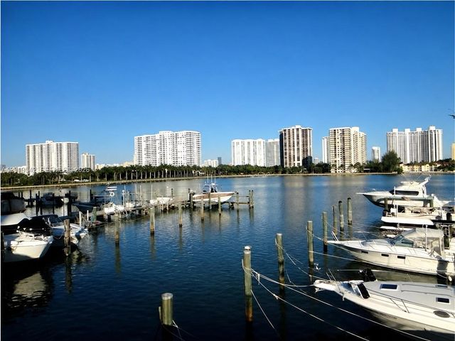 18051 Biscayne Blvd 1102, Aventura, FL 33160