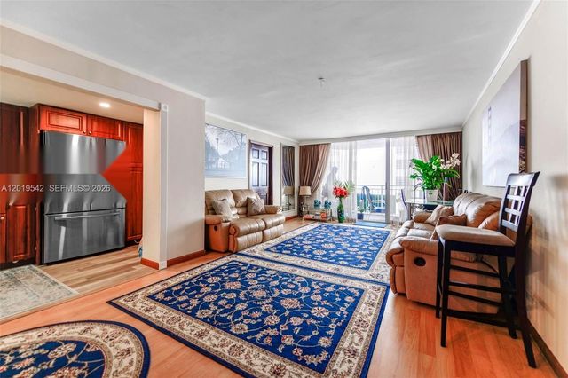 18051 Biscayne Blvd 1102, Aventura, FL 33160