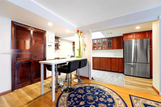 18051 Biscayne Blvd 1102, Aventura, FL 33160