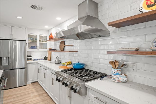 842 Ivy Wall Drive, Houston, TX 77079